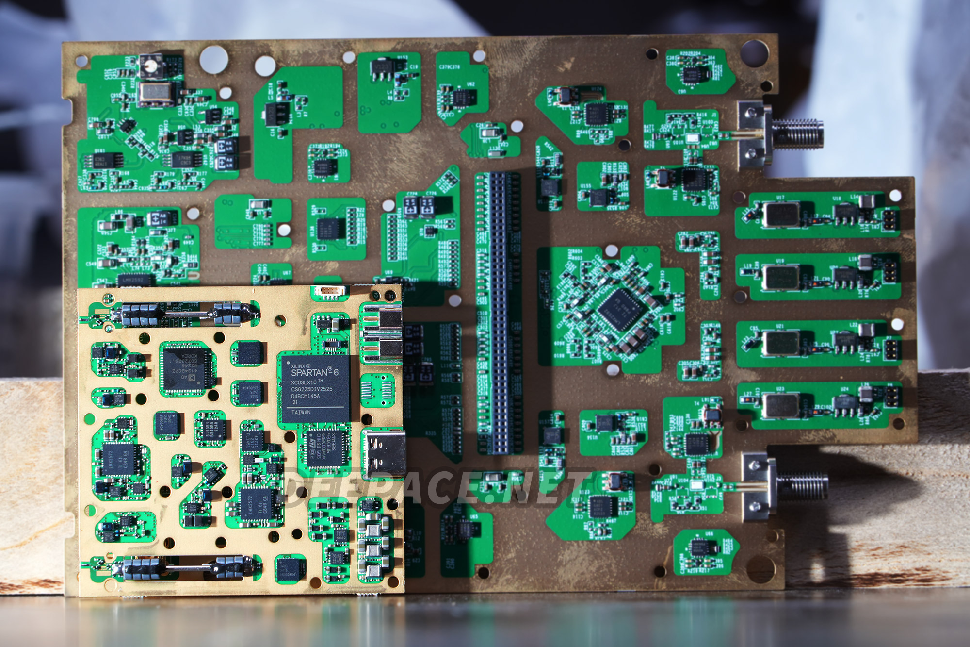 Teardown and Brief Analysis: VNB60 USB Two-Port Vector Network Analyzer